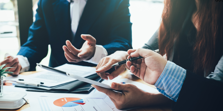 How to Maximize ROI on Paid Advertising: 7 Tips for Service-Based Businesses